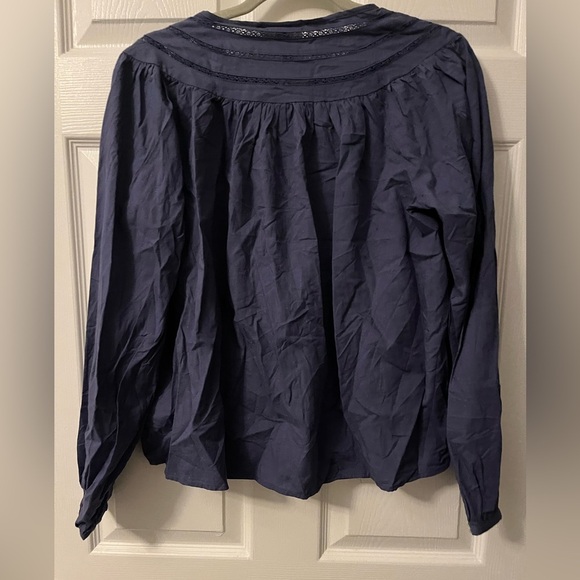 Universal Tread Balloon Long Sleeve Tie Front Blouse - Picture 3 of 6